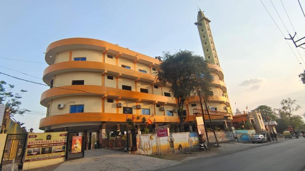 Hotel Shivanjali Palace Uddzsaín Kültér fotó