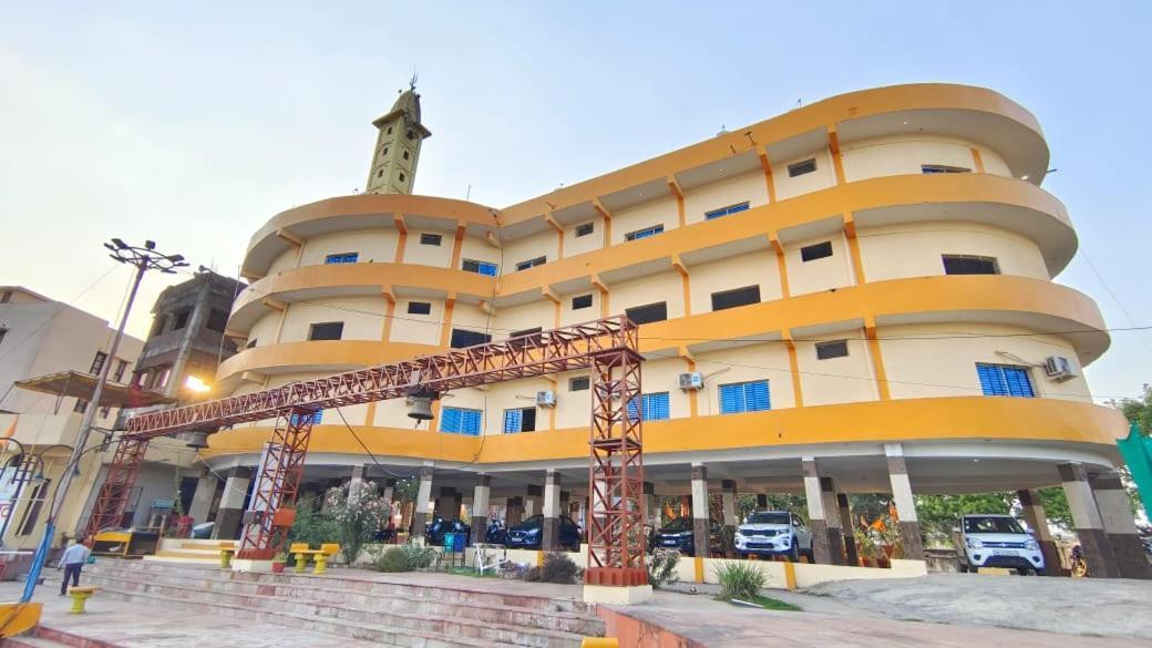 Hotel Shivanjali Palace Uddzsaín Kültér fotó