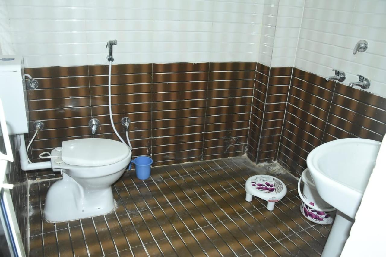Hotel Shivanjali Palace Uddzsaín Kültér fotó